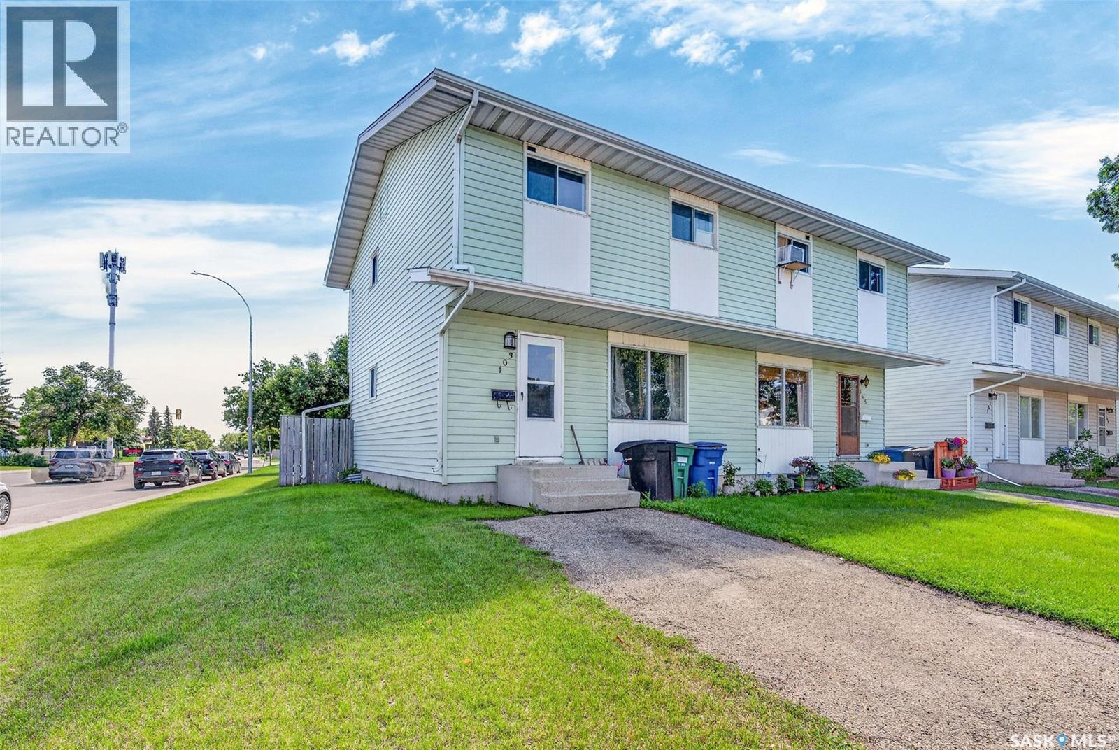 #103-105 Davies ROAD - 1