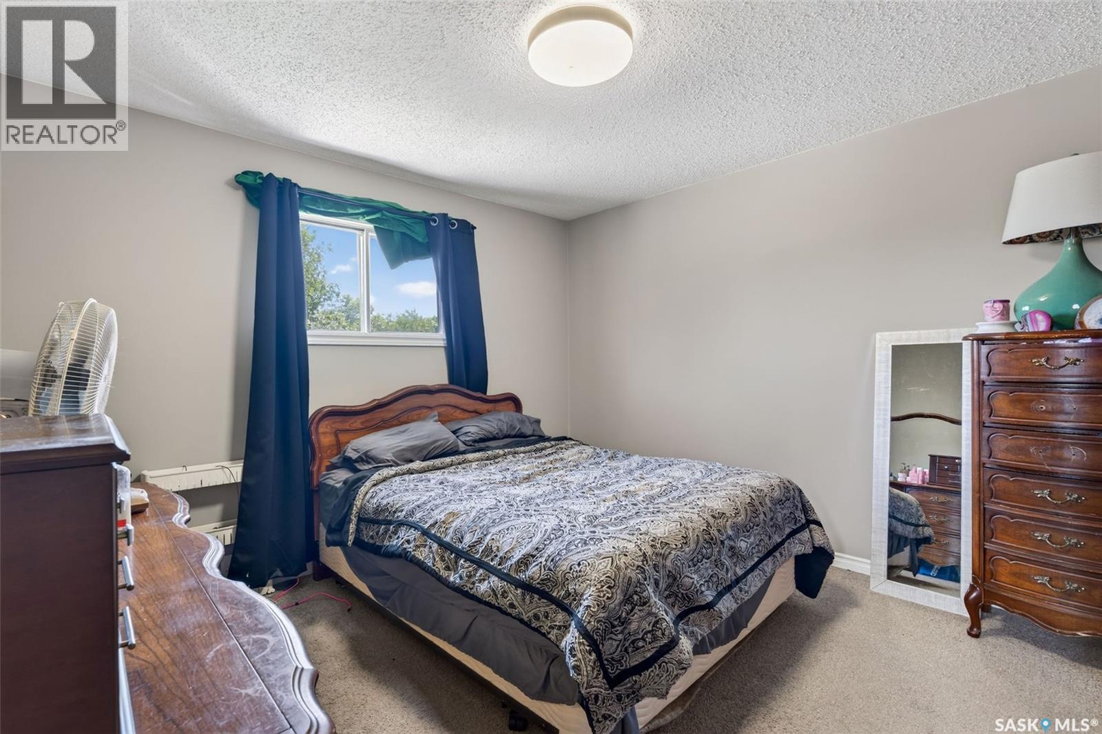#103-105 Davies ROAD - 13