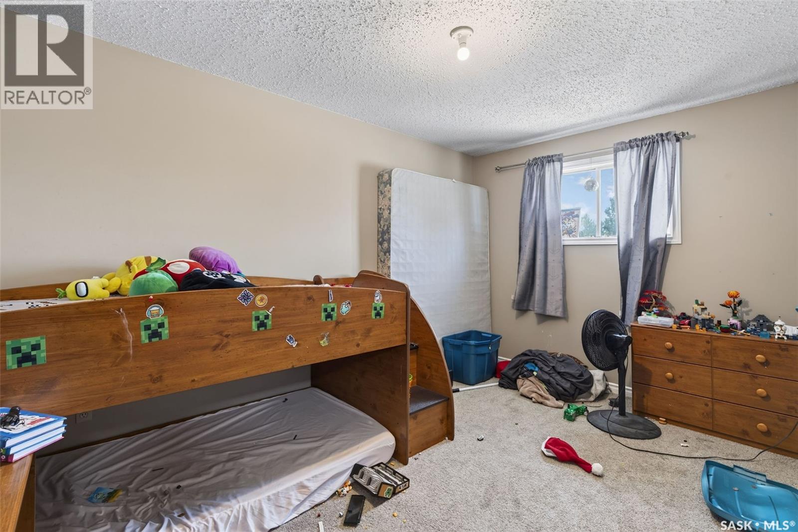 #103-105 Davies ROAD - 15
