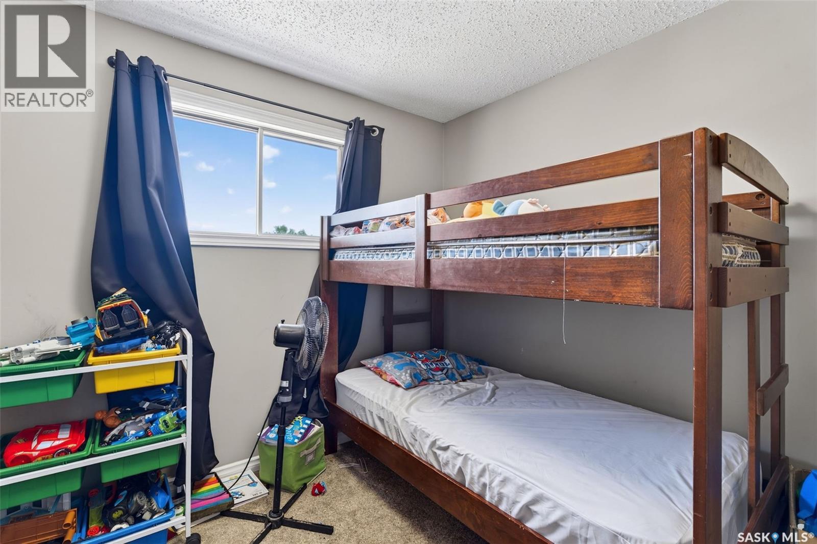 #103-105 Davies ROAD - 17