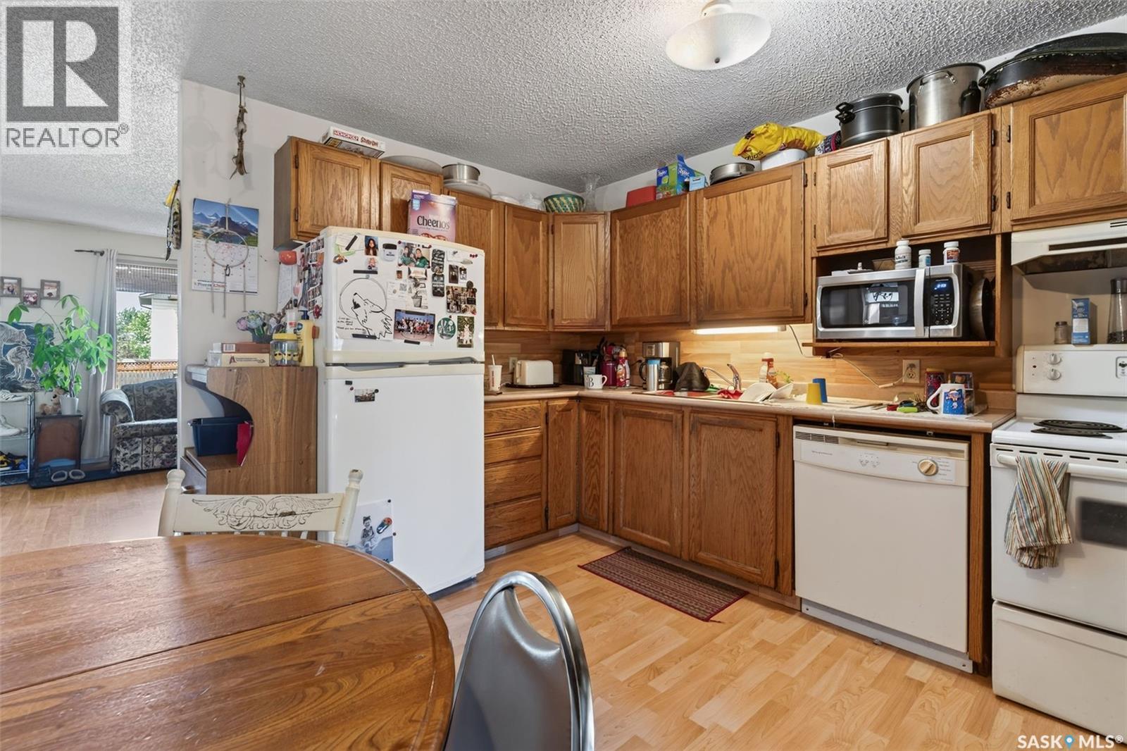 #103-105 Davies ROAD - 39
