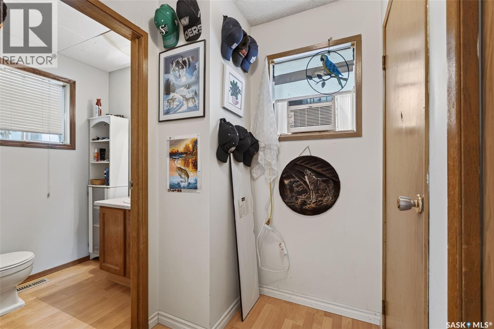 #103-105 Davies ROAD - 48
