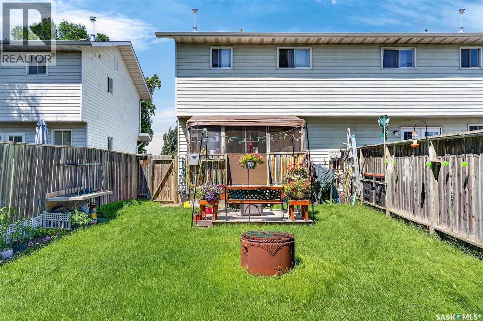#103-105 Davies ROAD - 56