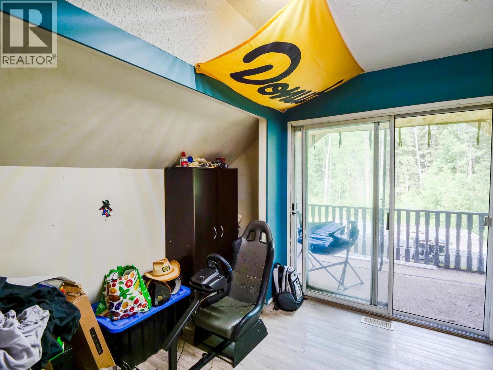 4304 N 97 HIGHWAY - 17