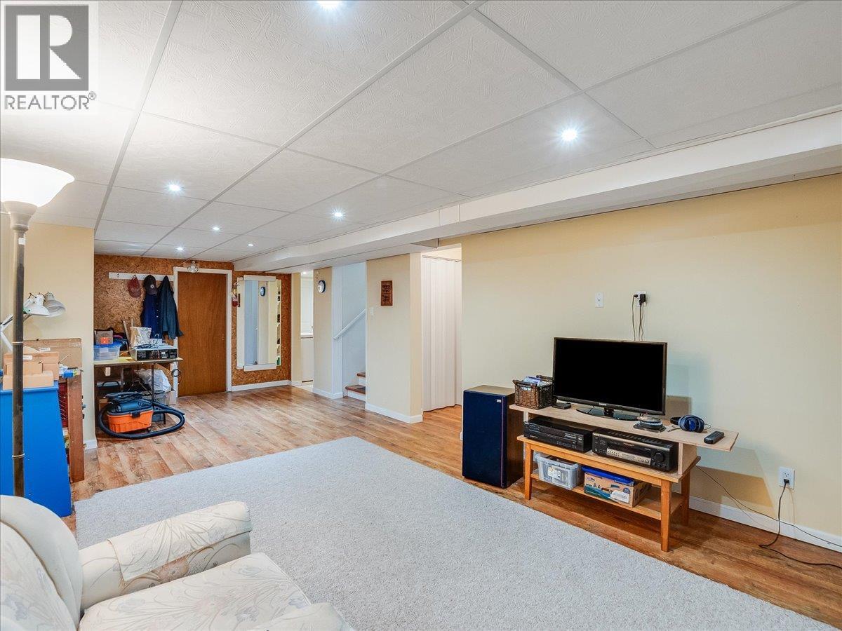 635 Jacobs Street - 30