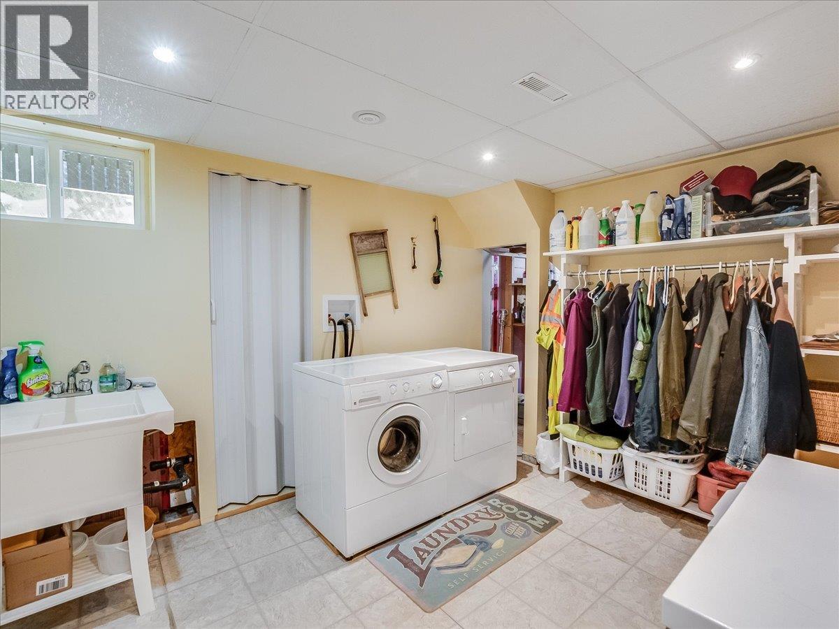 635 Jacobs Street - 25