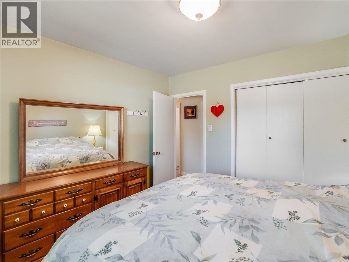 635 Jacobs Street - 22