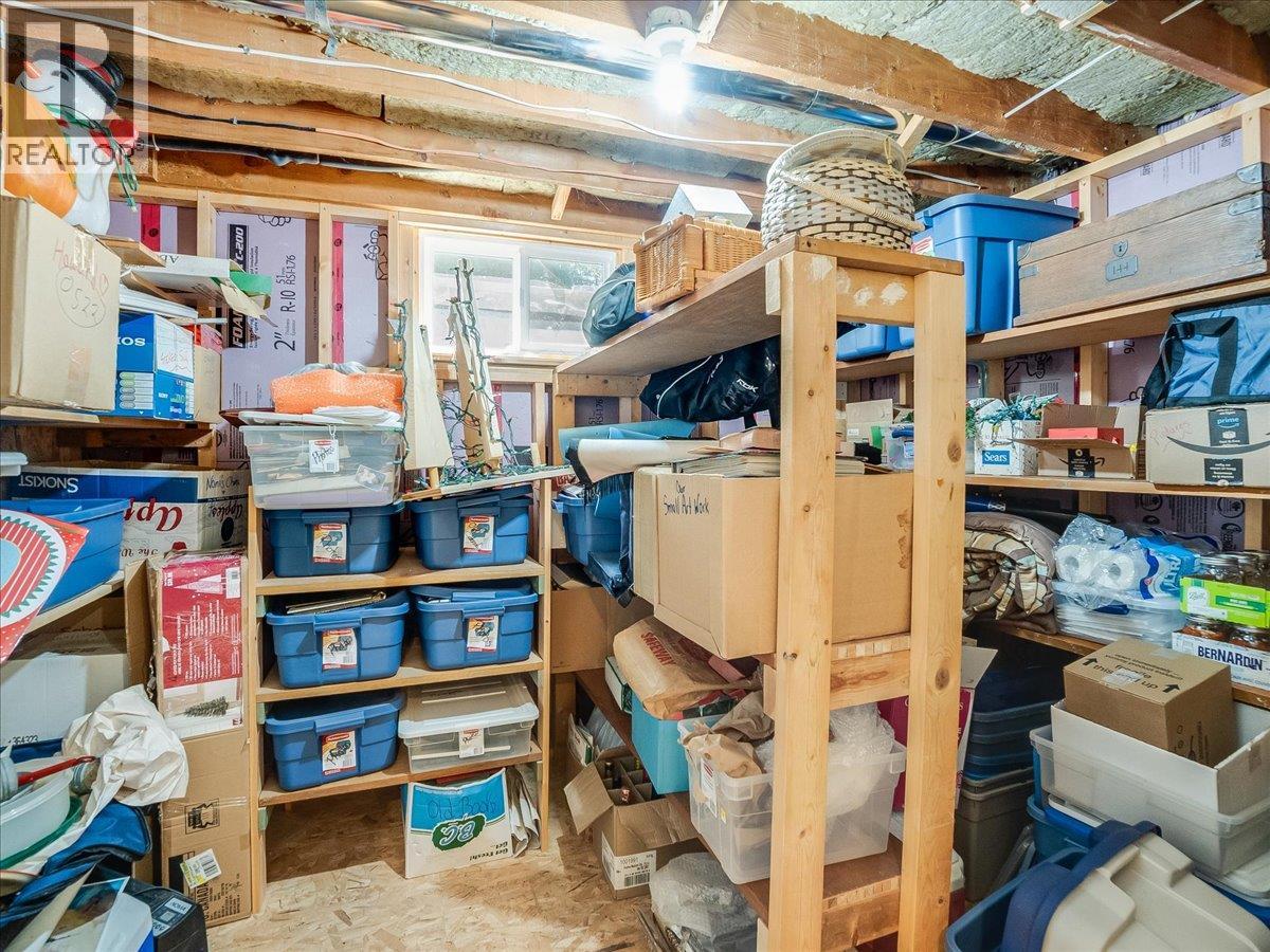 635 Jacobs Street - 27