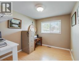 635 Jacobs Street, Warfield, BC V1R2C9 Photo 16