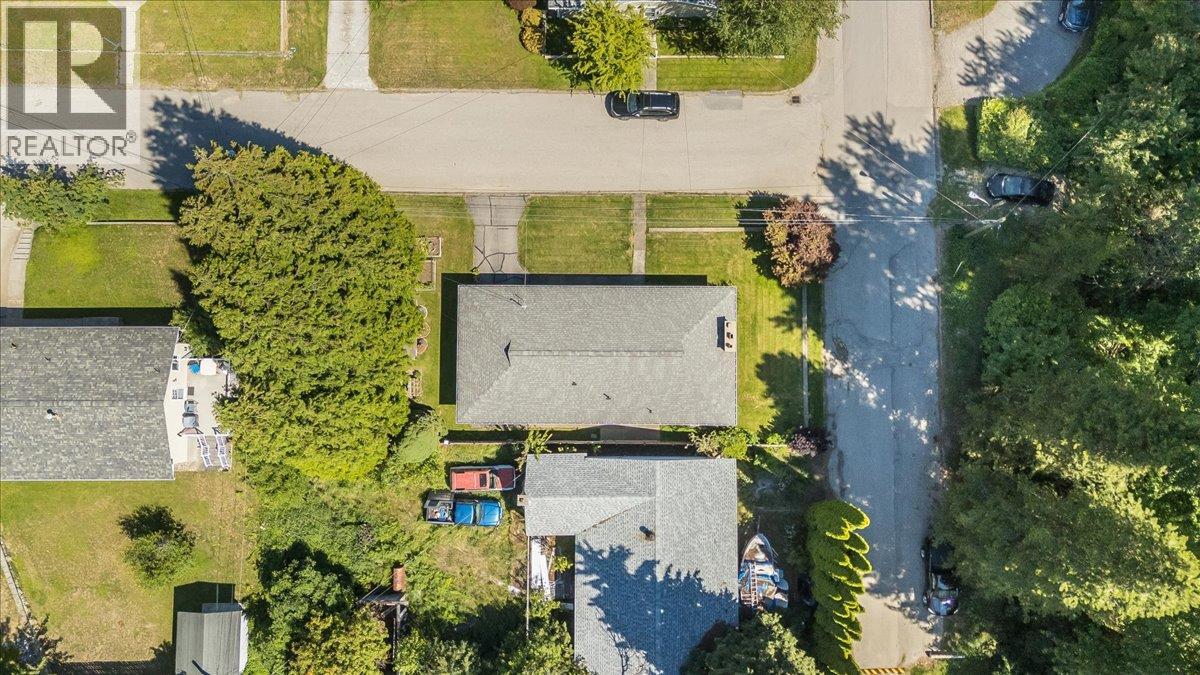635 Jacobs Street - 50
