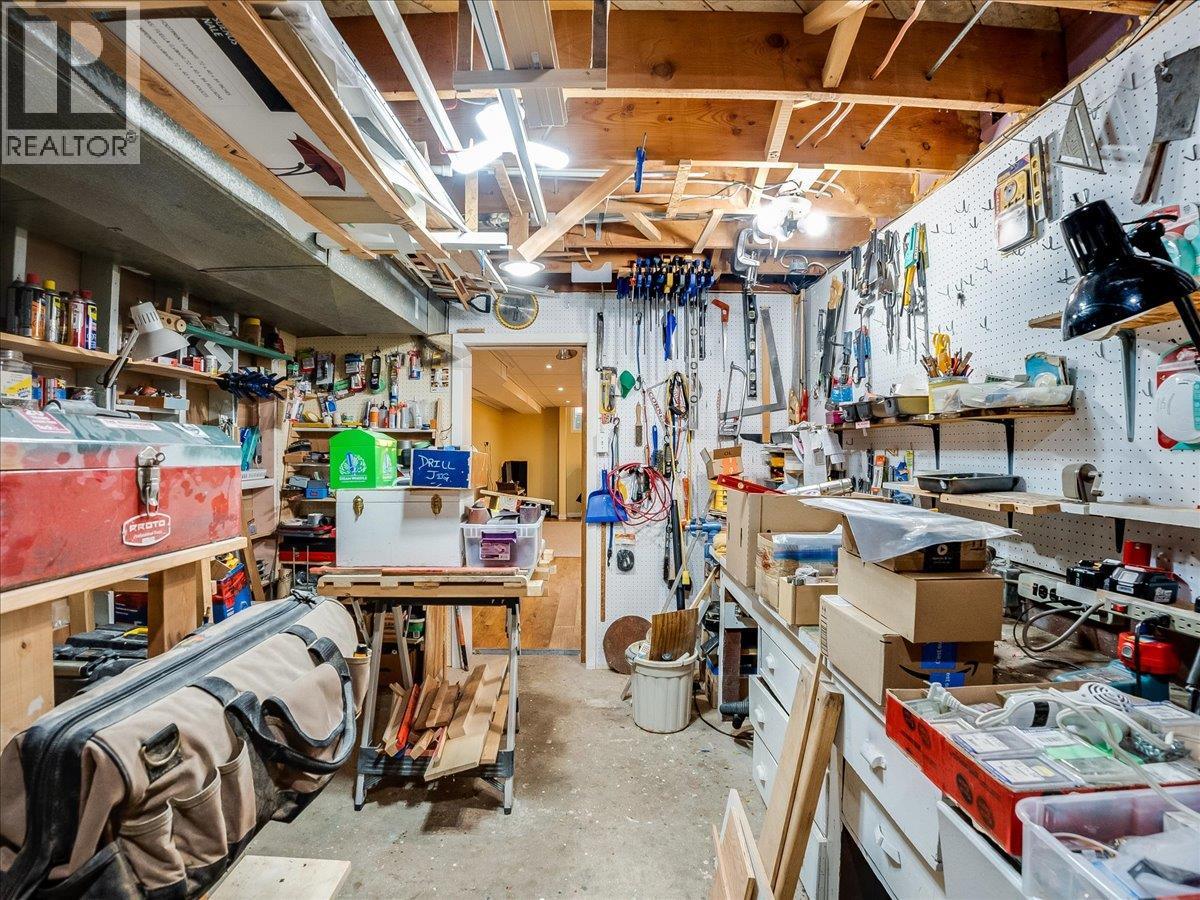 635 Jacobs Street - 28