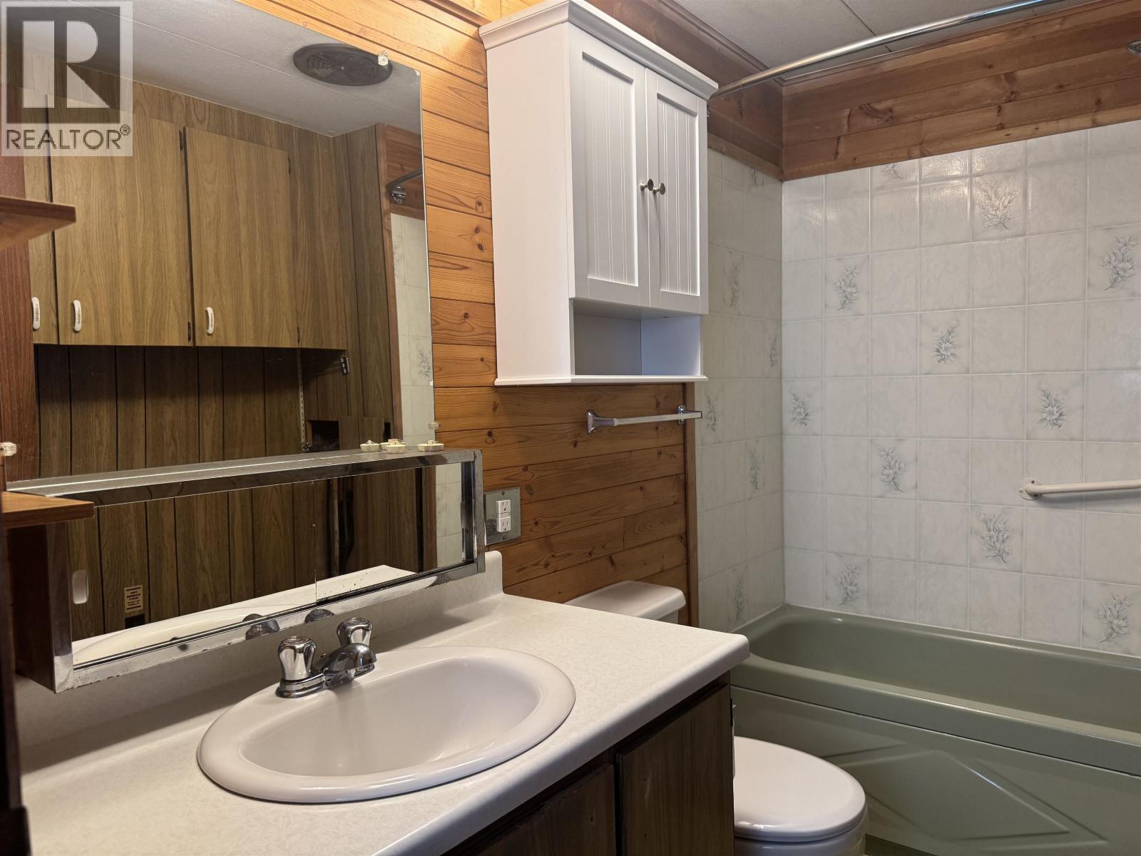 #9 2725 DUBOIS ROAD - Image 11
