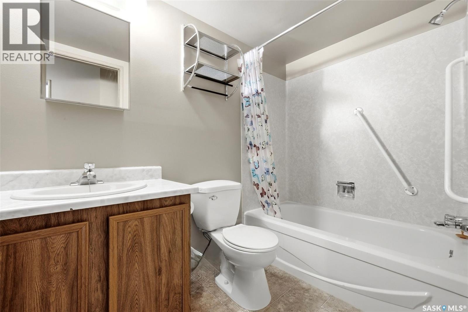 #102 2921 Harding STREET - 12