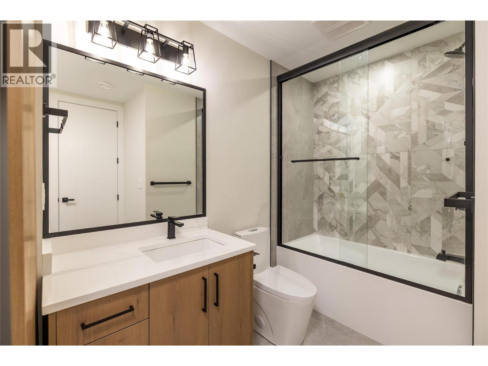 979 Loseth Drive - 55