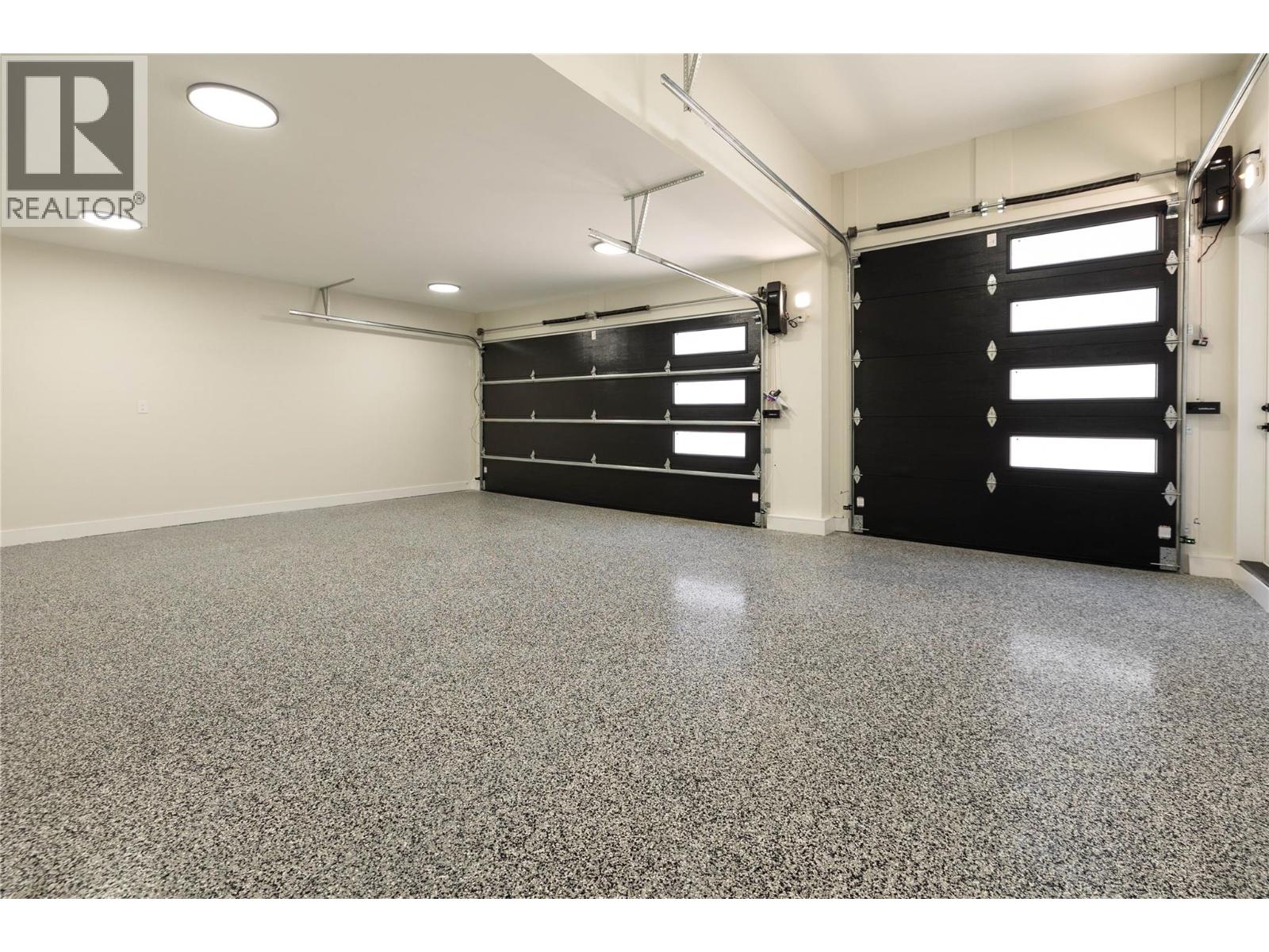  979 Loseth Drive, Kelowna