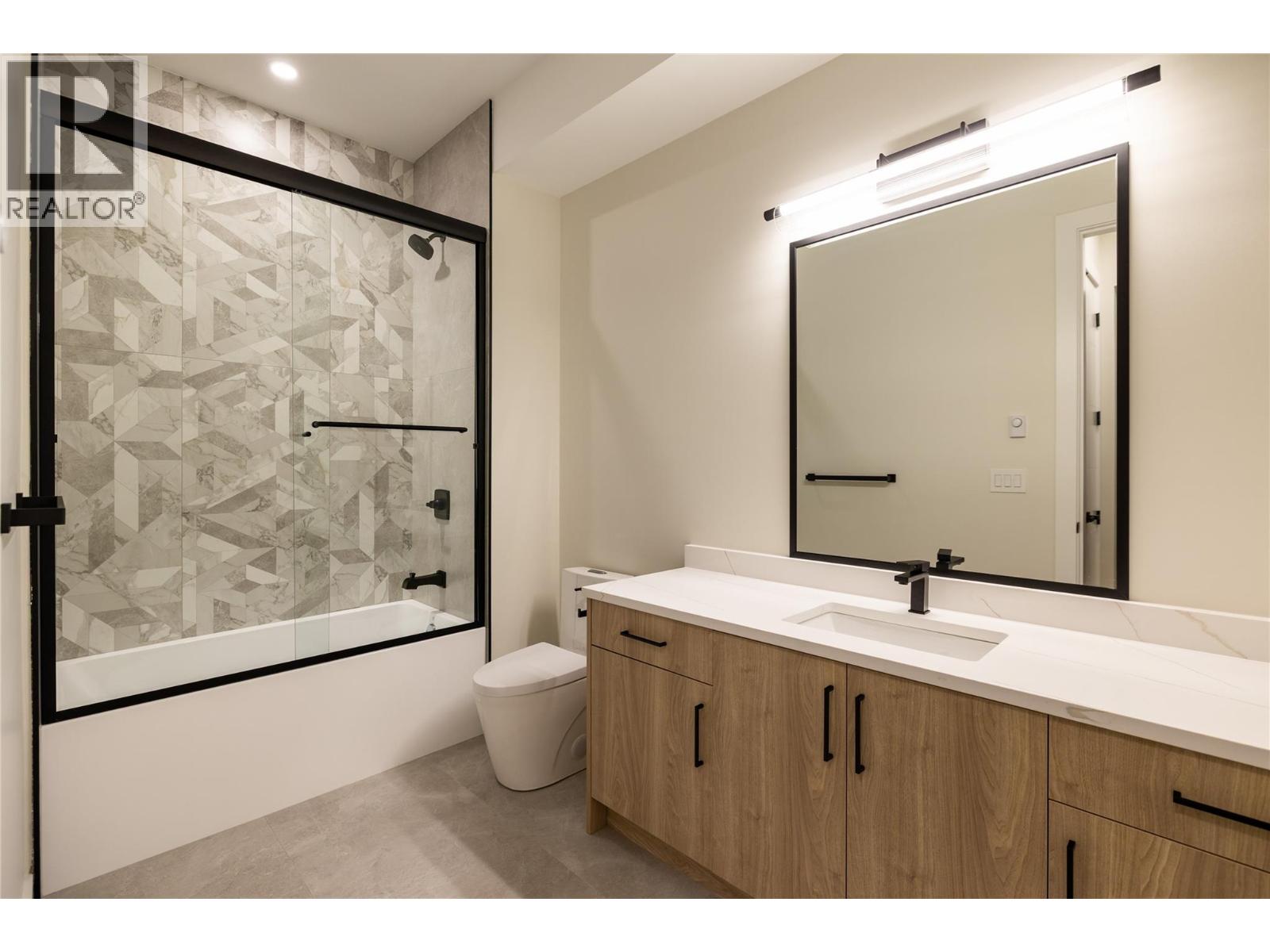  979 Loseth Drive, Kelowna