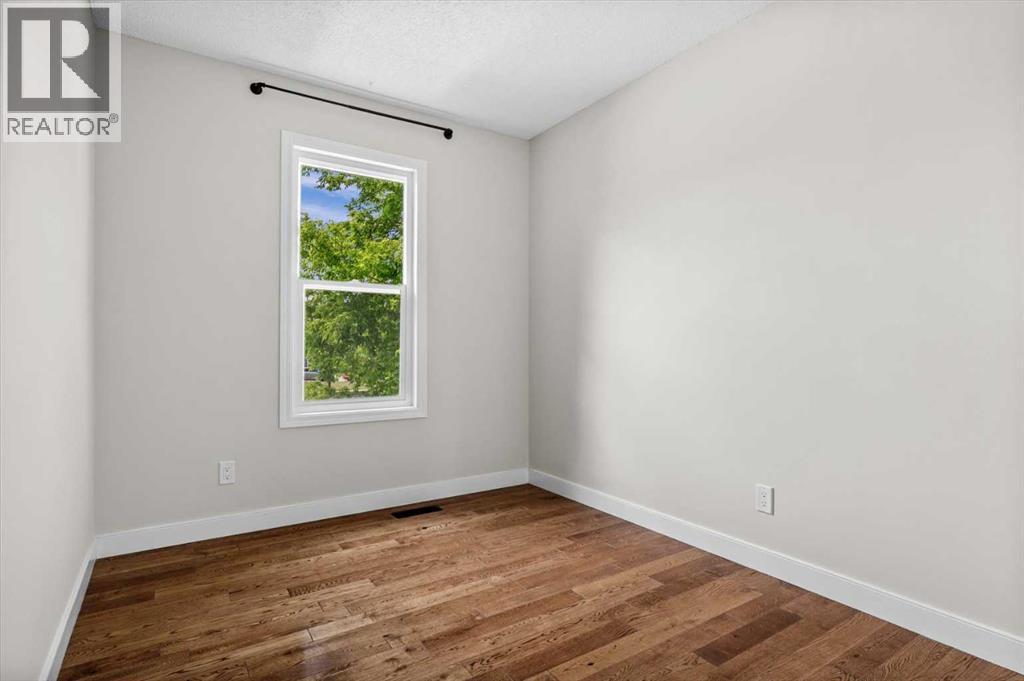 73 Sunvale Crescent SE - 28