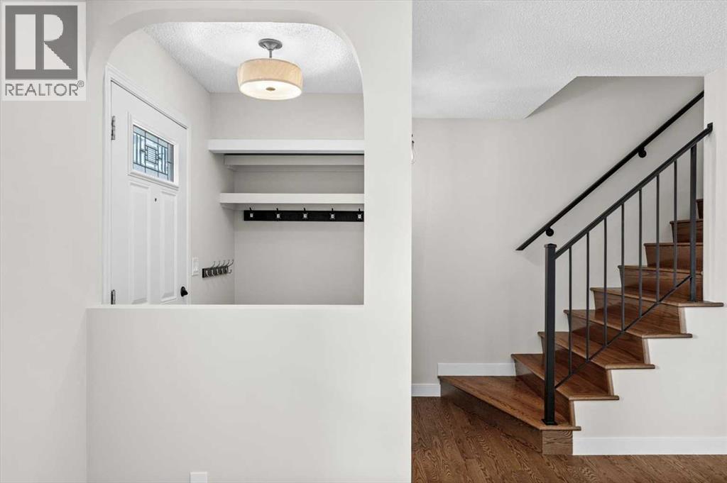 73 Sunvale Crescent SE - 10