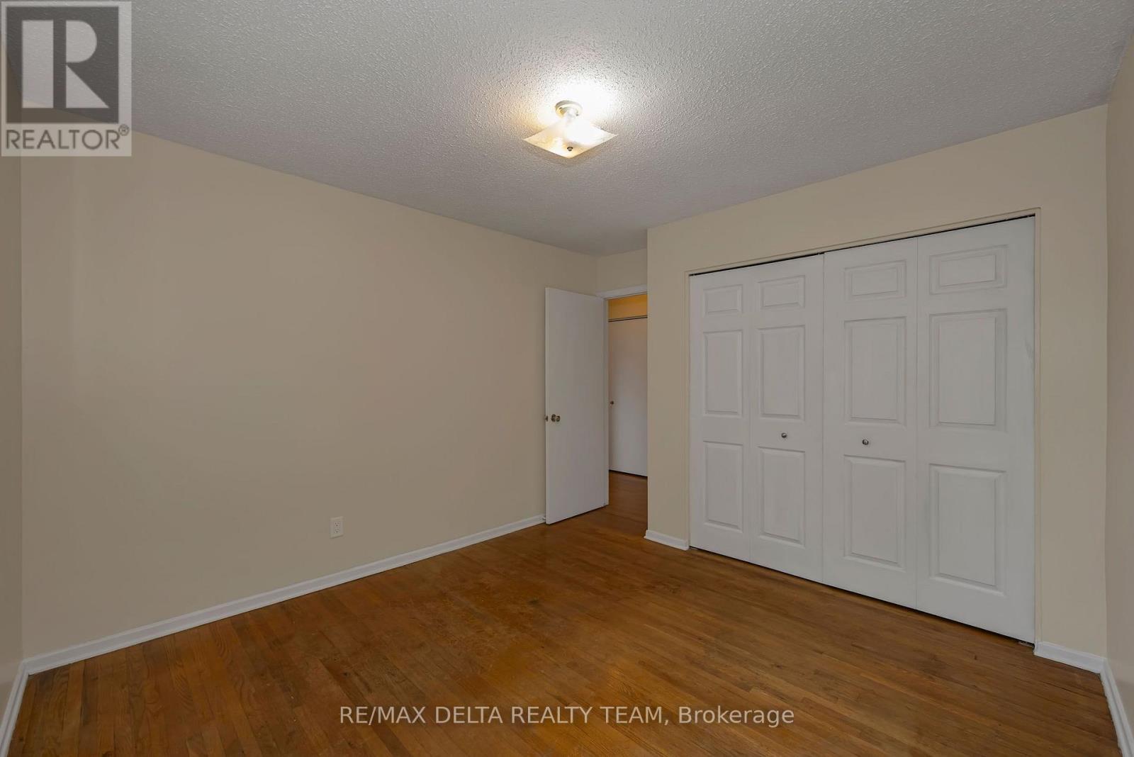 278 GLENEAGLES AVENUE - 19
