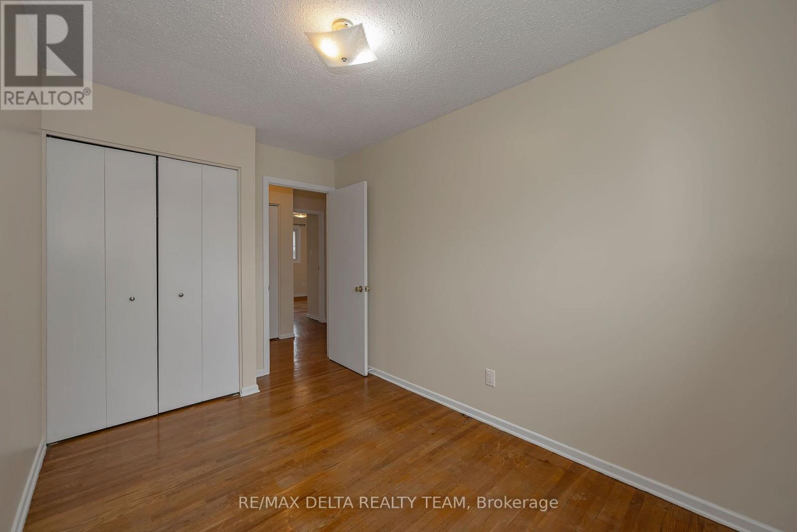 278 GLENEAGLES AVENUE - 22