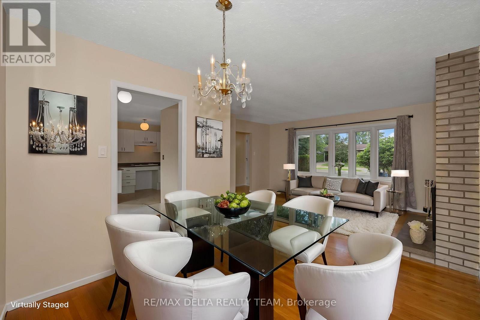 278 GLENEAGLES AVENUE - 8