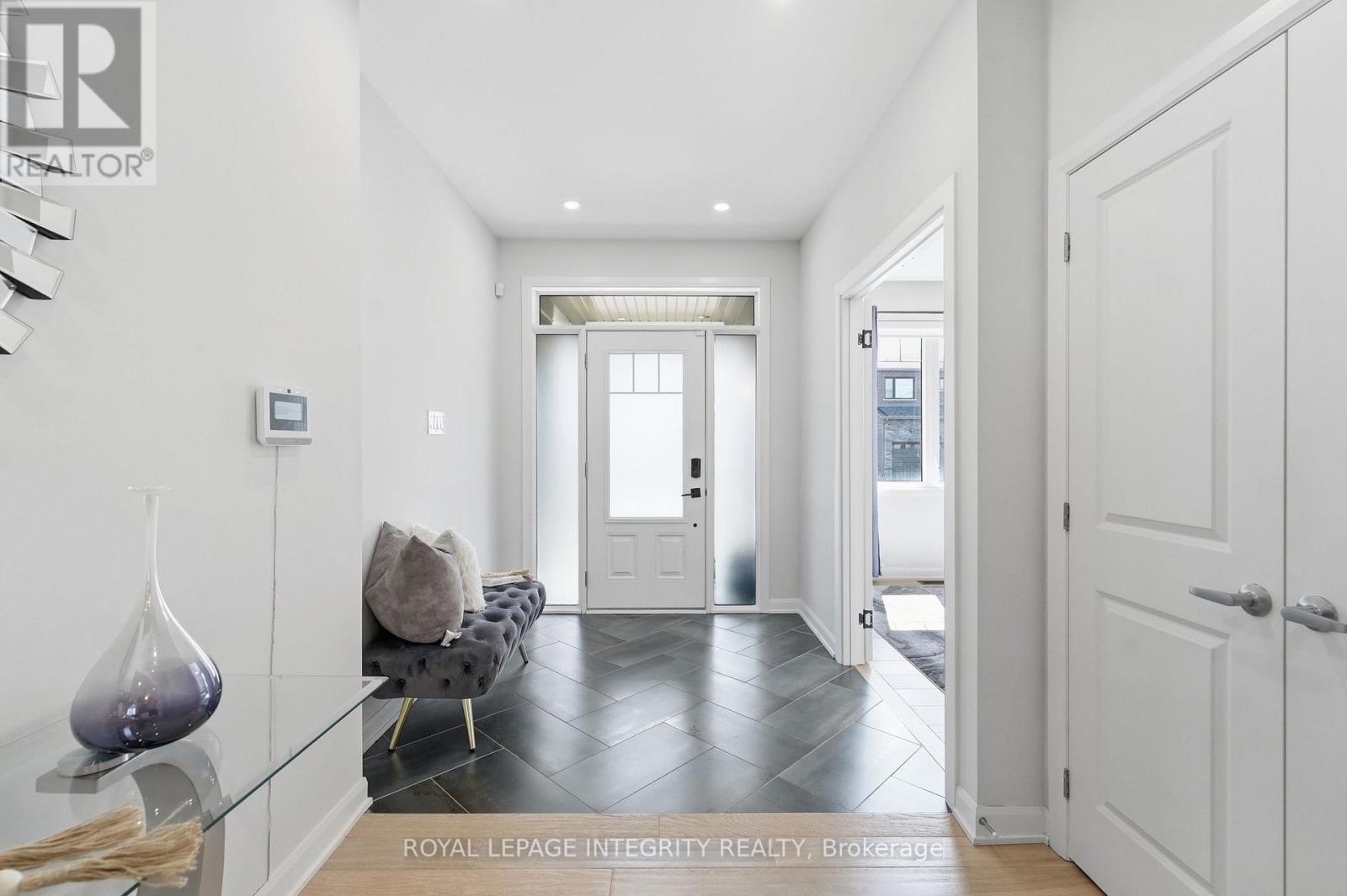 90 COCO PLACE - 3