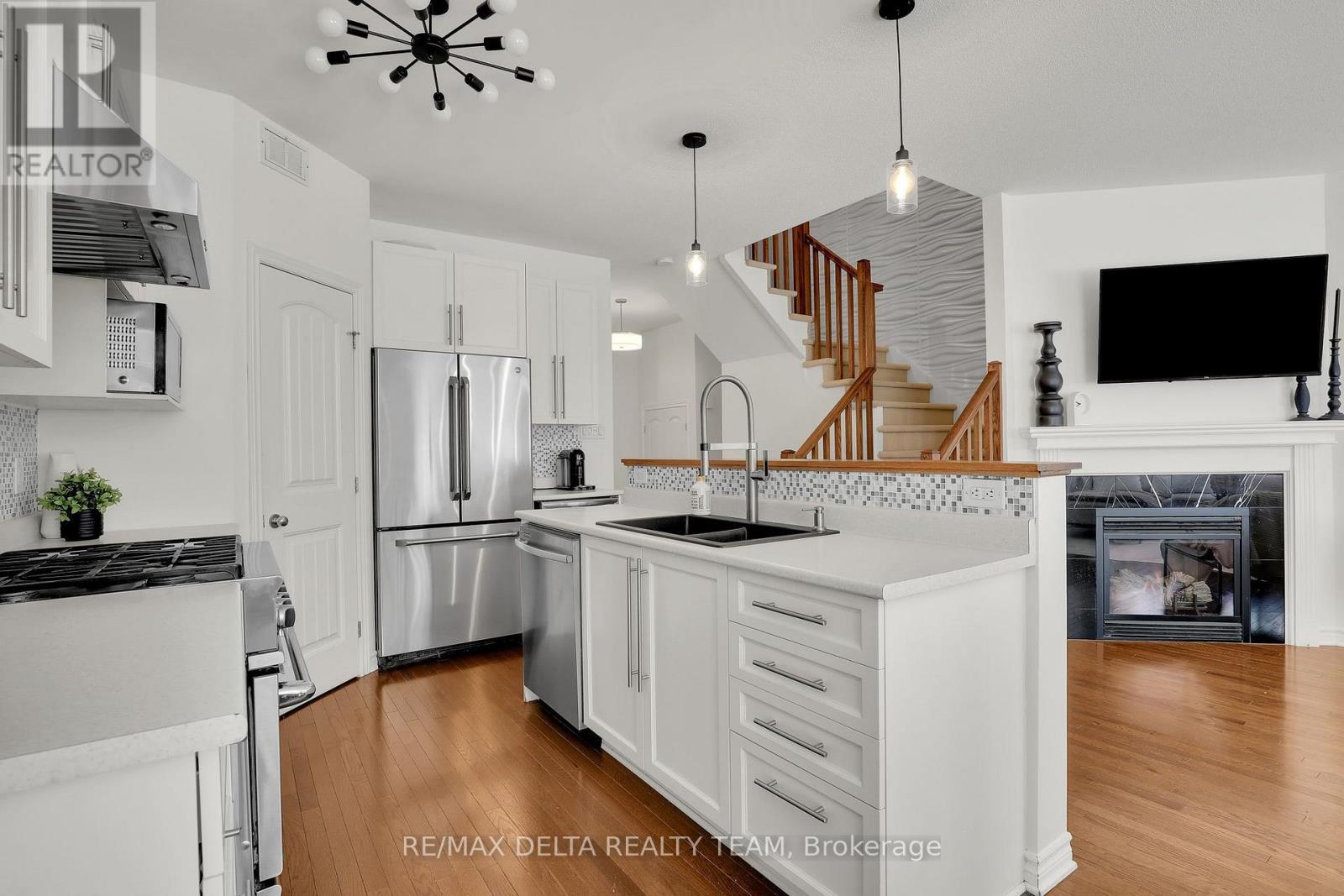 321 WIDGEON WAY, Ottawa. Luxury613. By Peter Sagos - Image 17