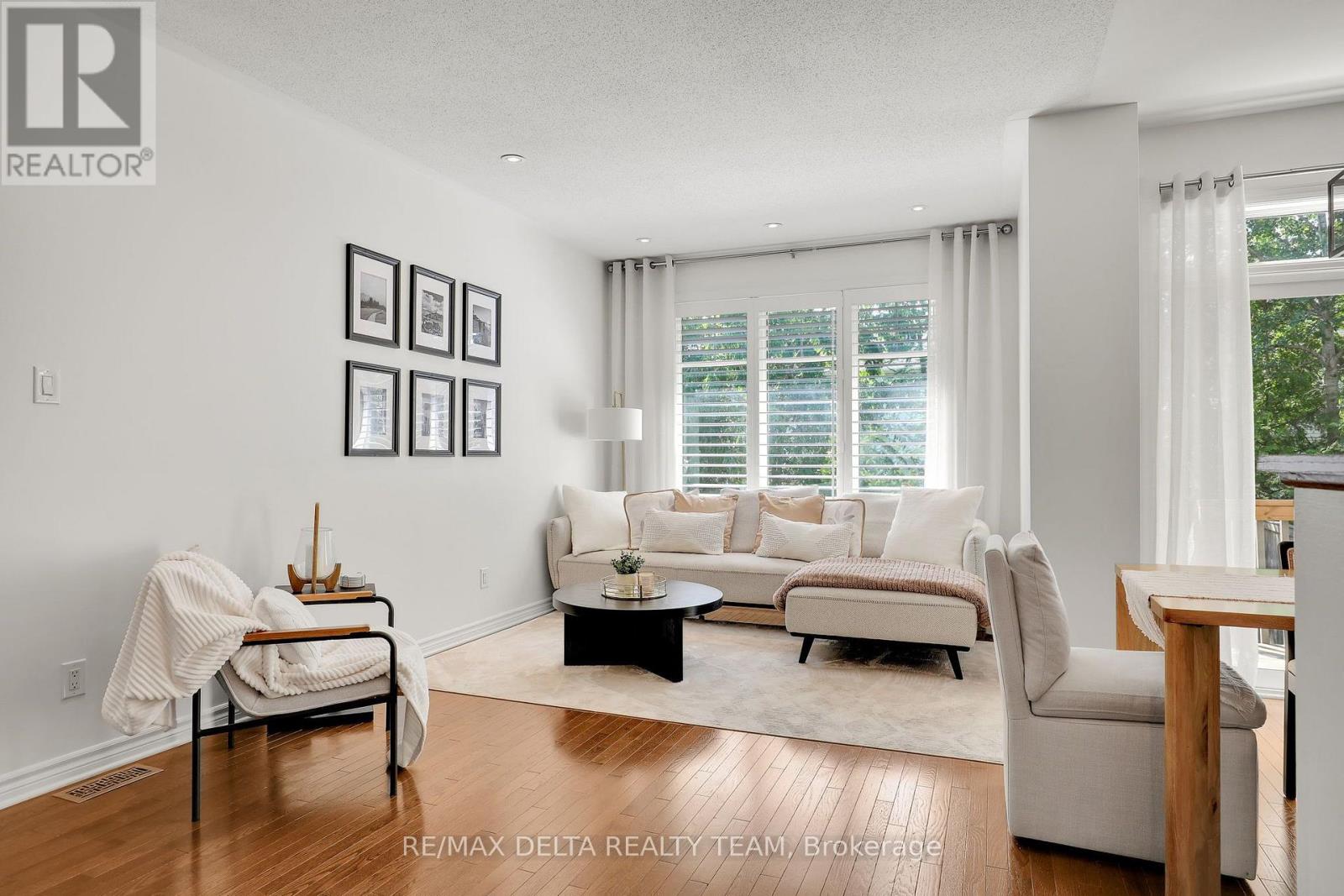 321 WIDGEON WAY, Ottawa. Luxury613. By Peter Sagos - Image 8