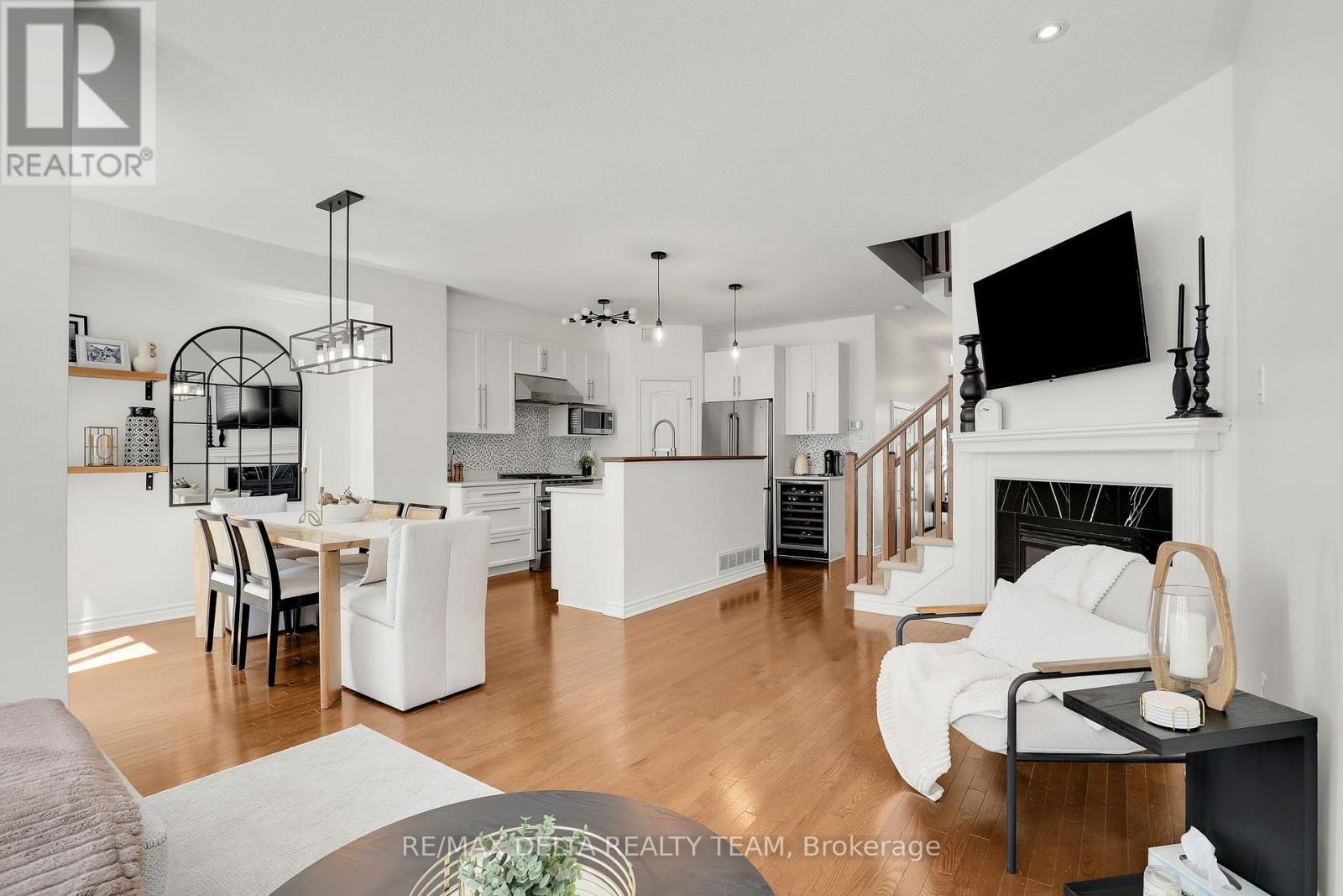 321 WIDGEON WAY, Ottawa. Luxury613. By Peter Sagos - Image 9
