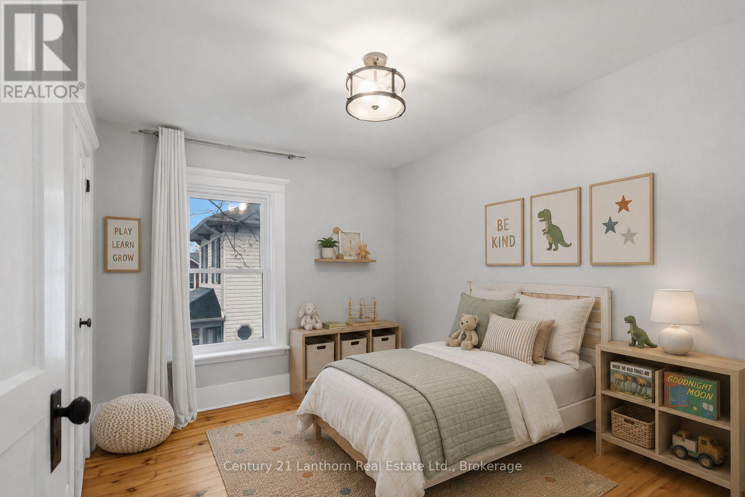 320 GRAND ROAD - 21