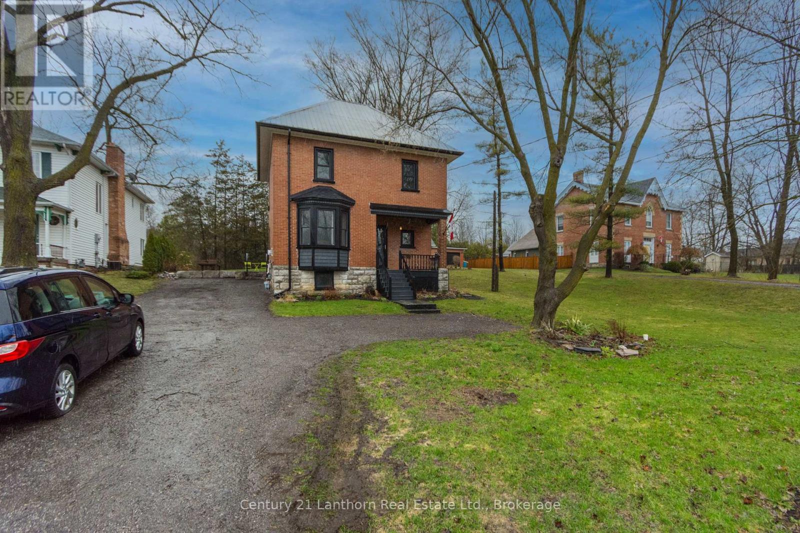 320 GRAND ROAD - 2