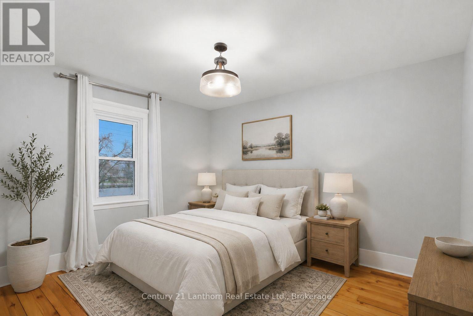 320 GRAND ROAD - 18