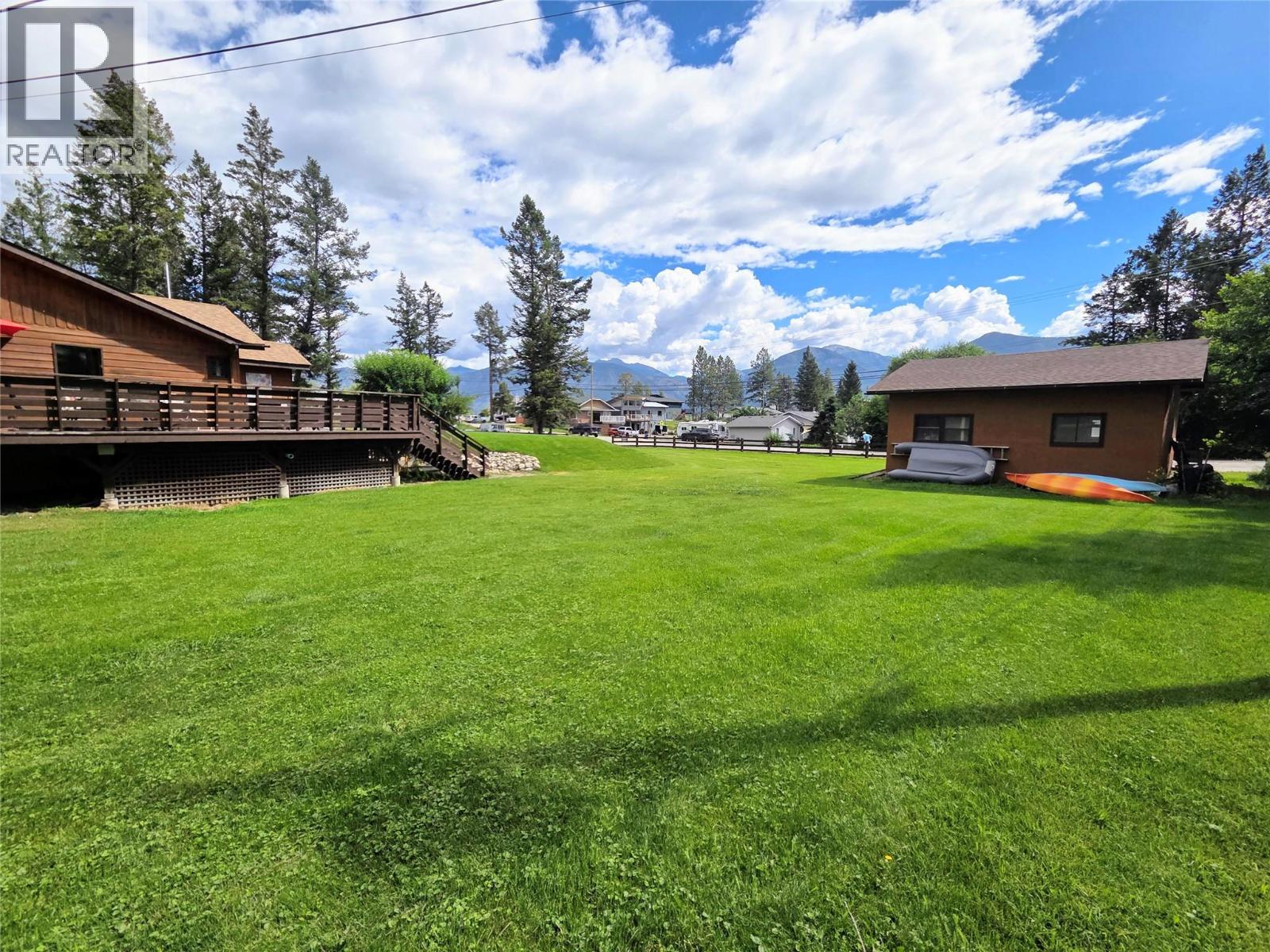 2110 13th Avenue, Invermere