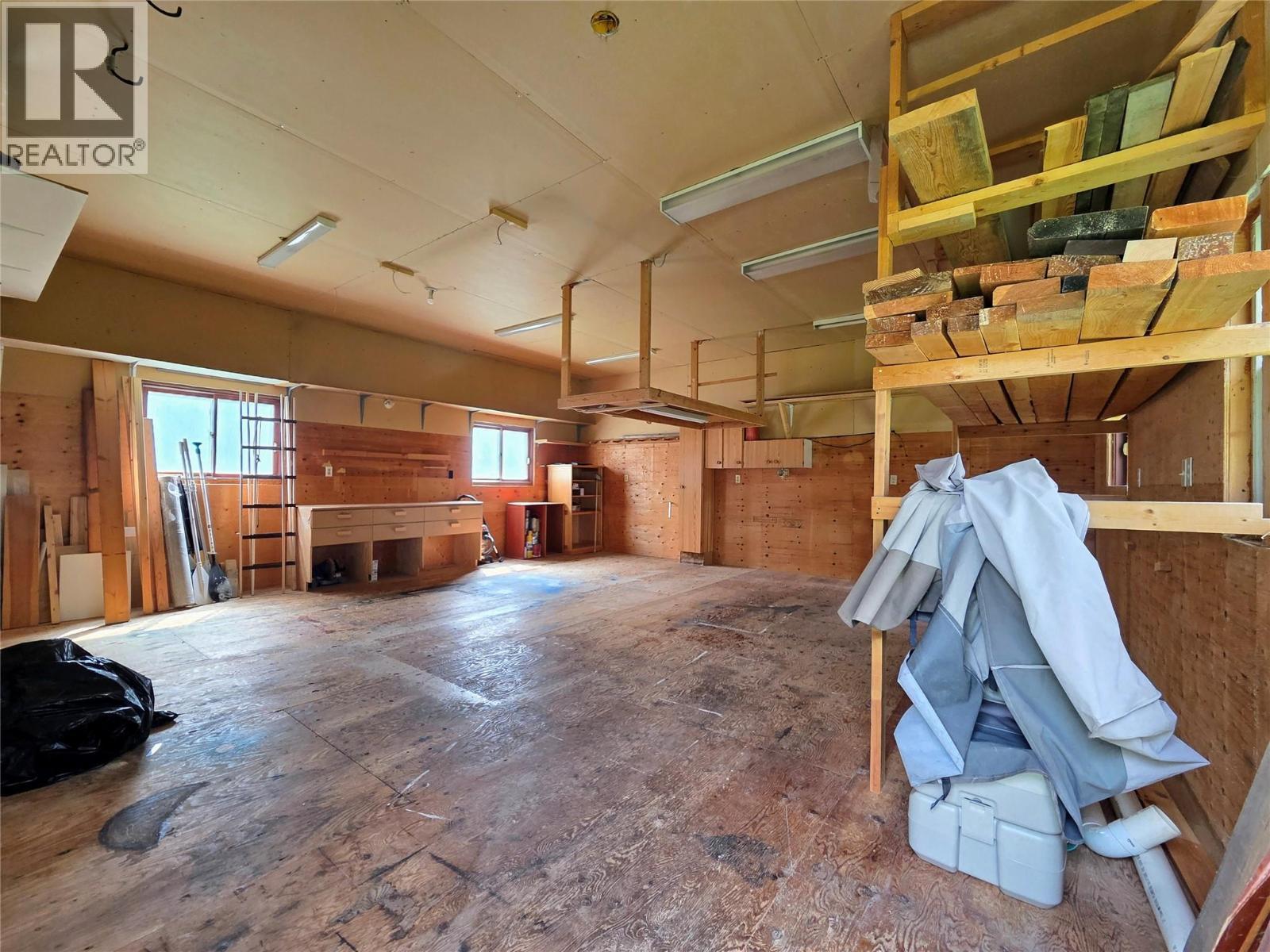 2110 13th Avenue, Invermere