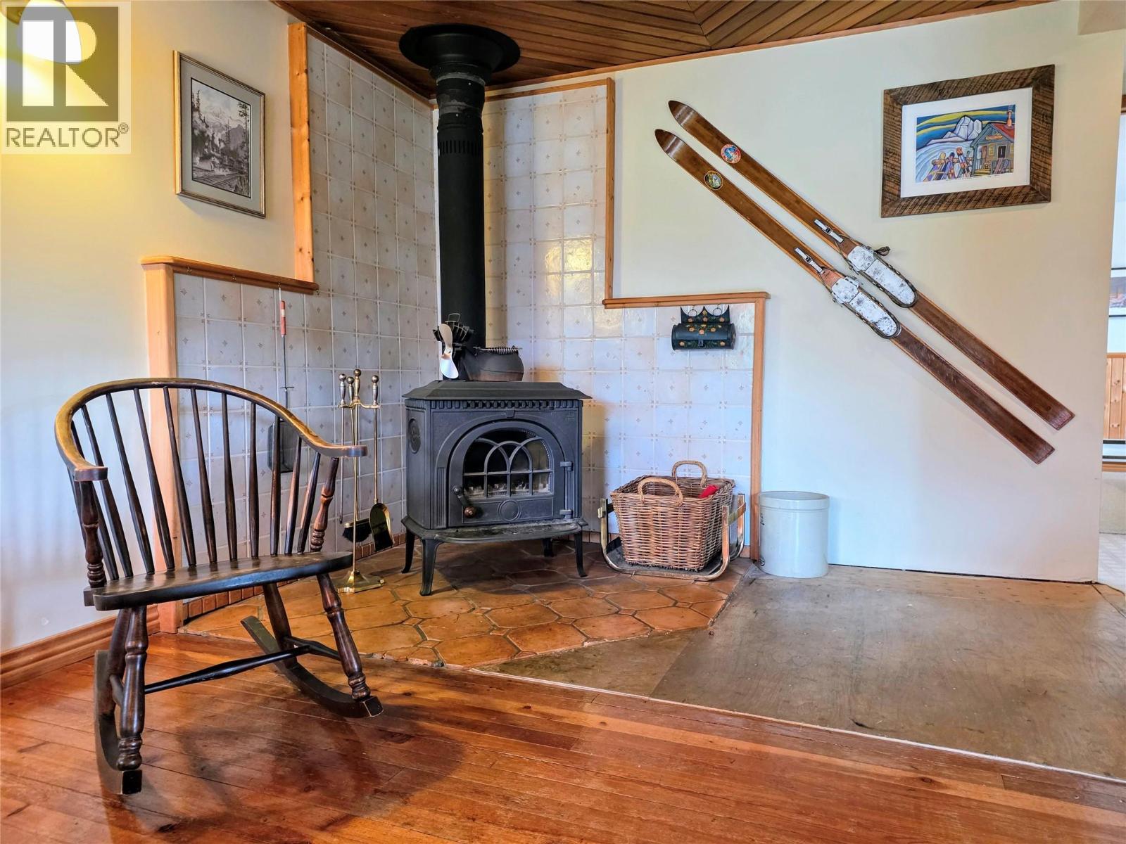 2110 13th Avenue, Invermere