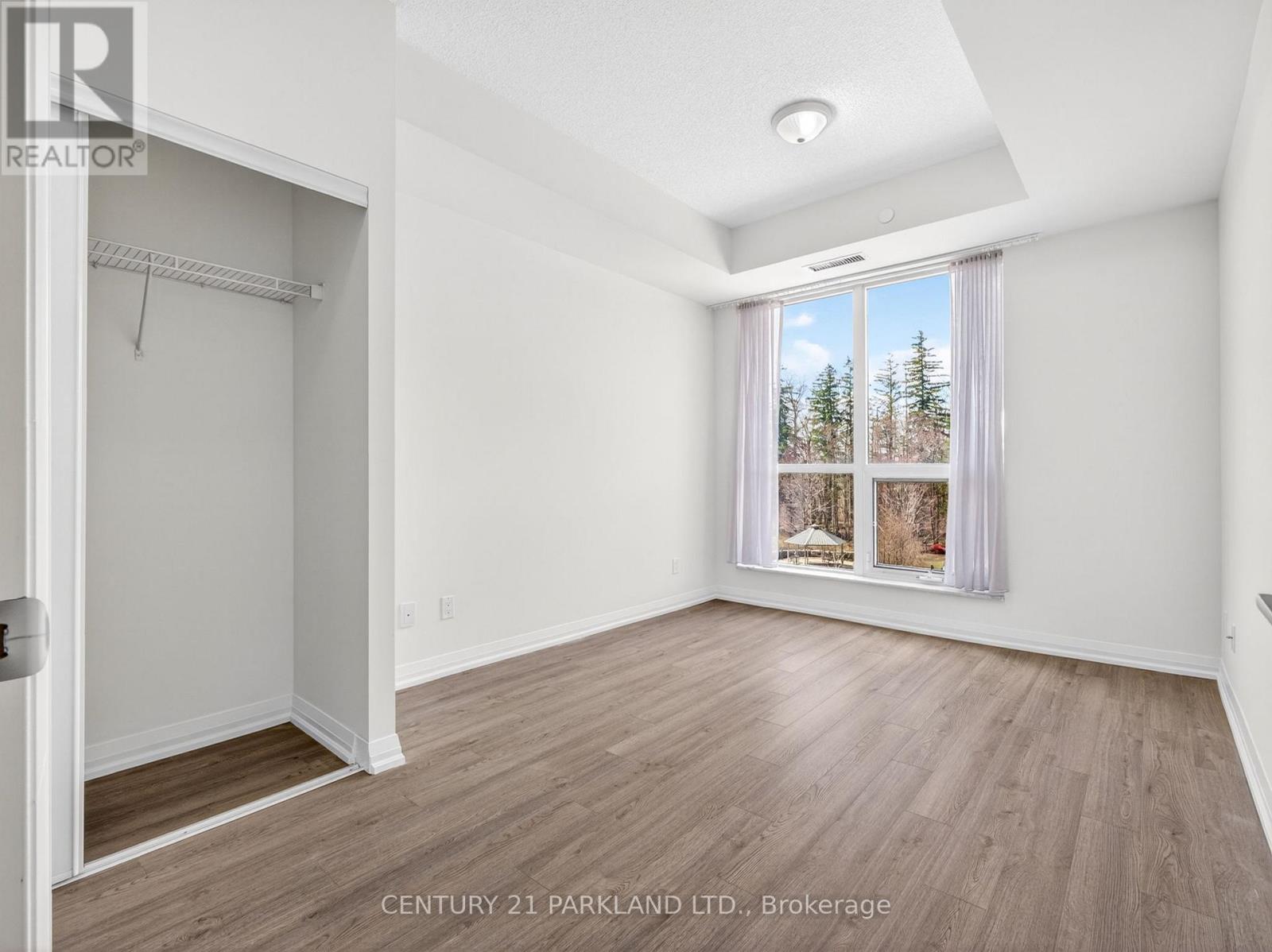 #317 9506 MARKHAM ROAD - 25