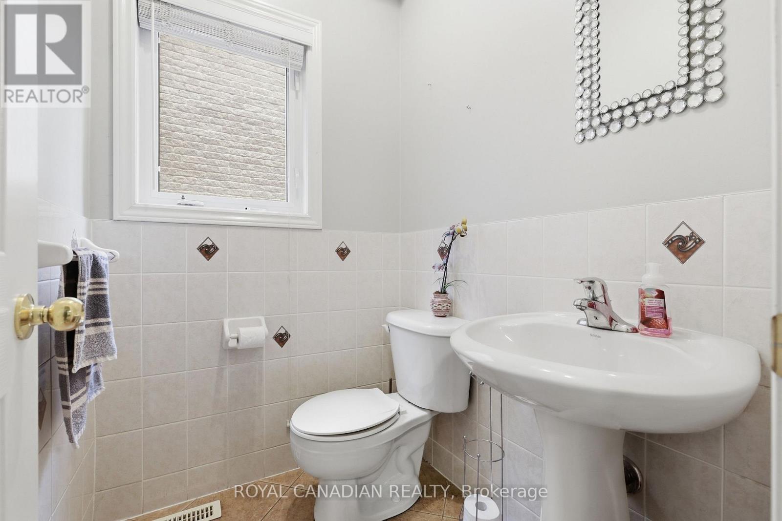 264 COUNTRY LANE - Image 13