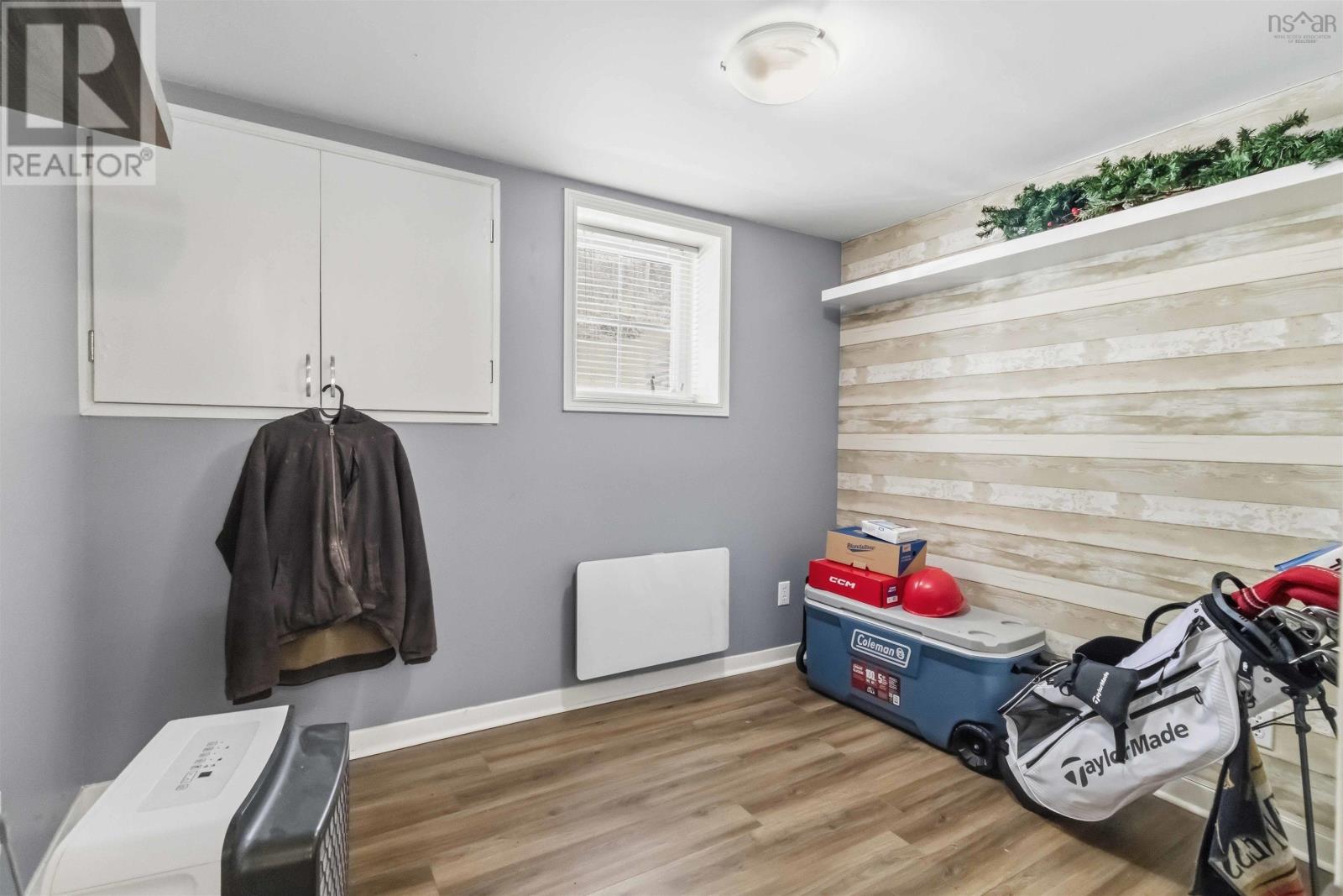 12/14 Laurie Street - 21