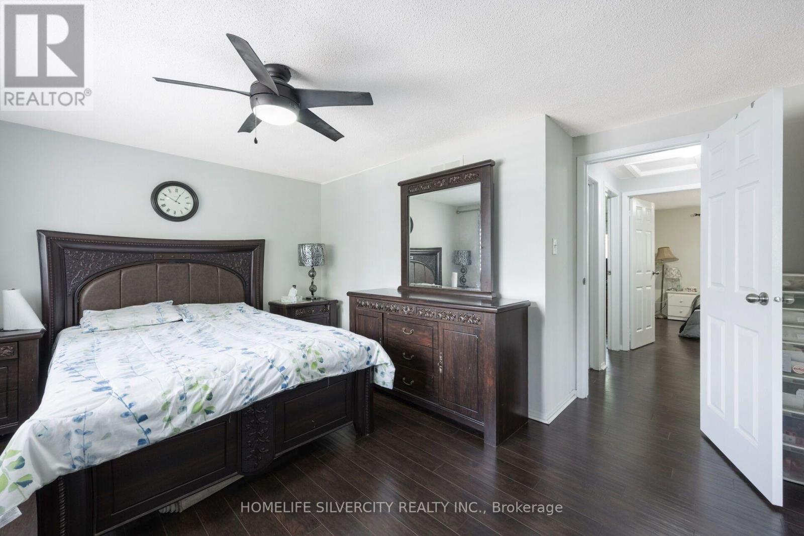 #64 399 VODDEN STREET E - 26