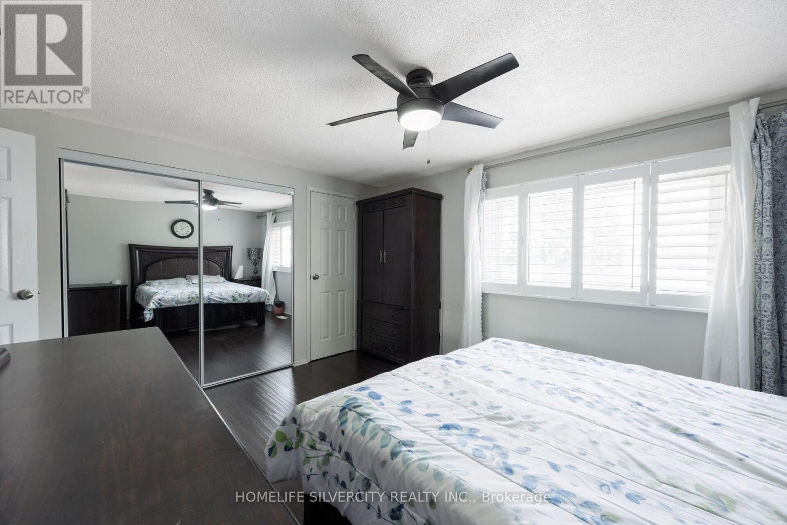 #64 399 VODDEN STREET E - 27