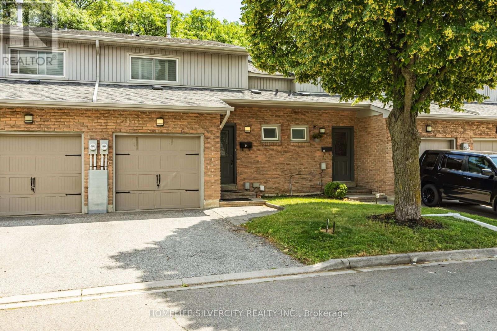 #64 399 VODDEN STREET E - 3