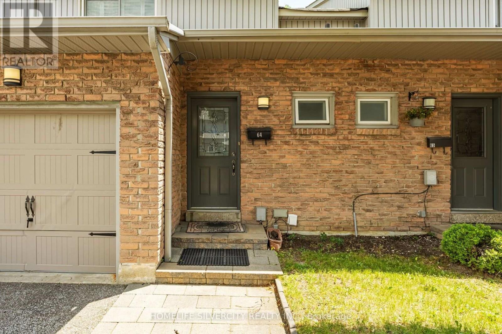 #64 399 VODDEN STREET E - 4