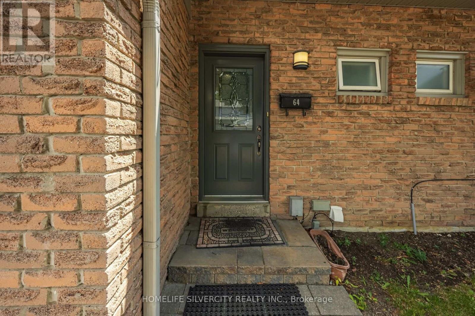 #64 399 VODDEN STREET E - 6