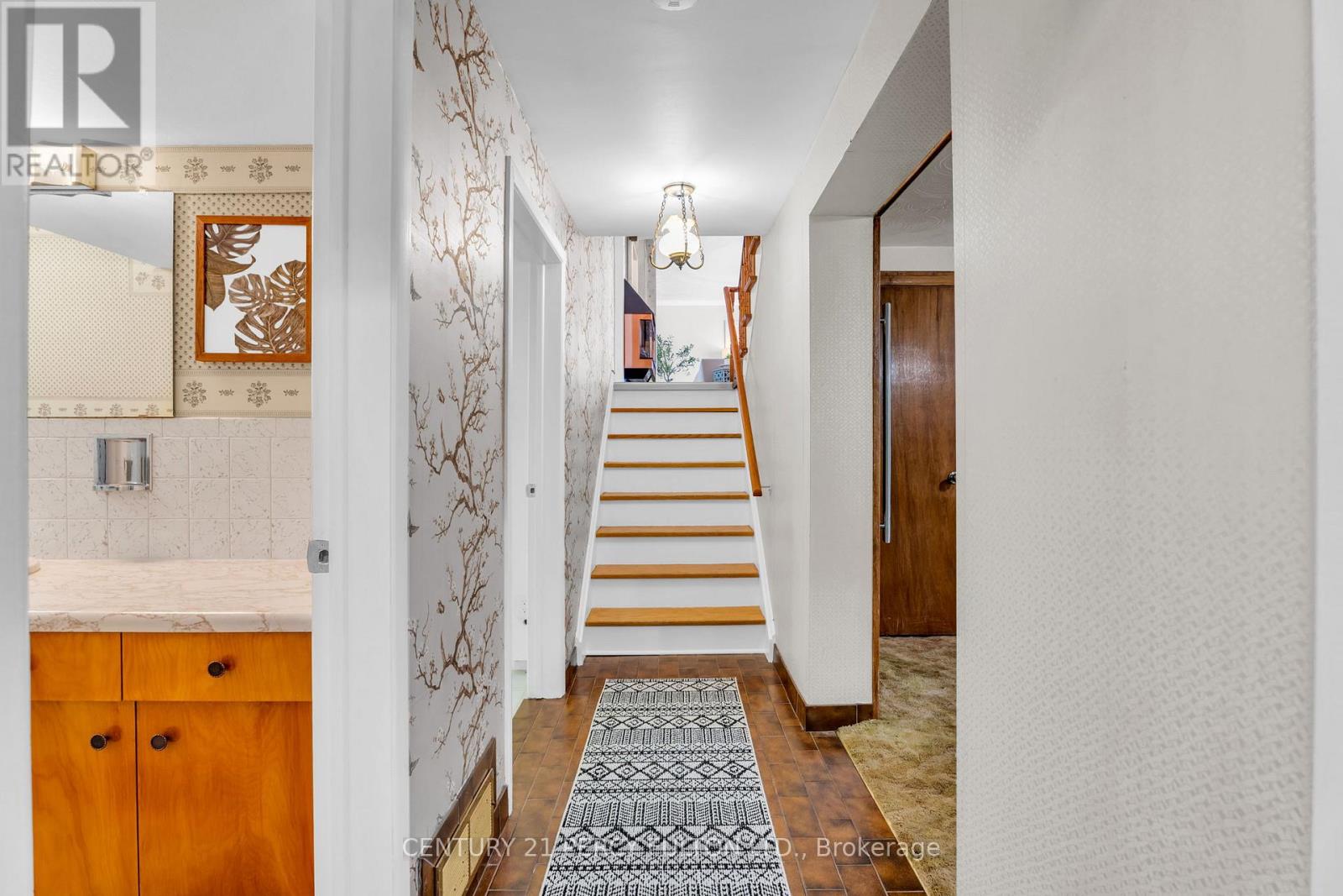 3500 SILVERPLAINS DRIVE - 33