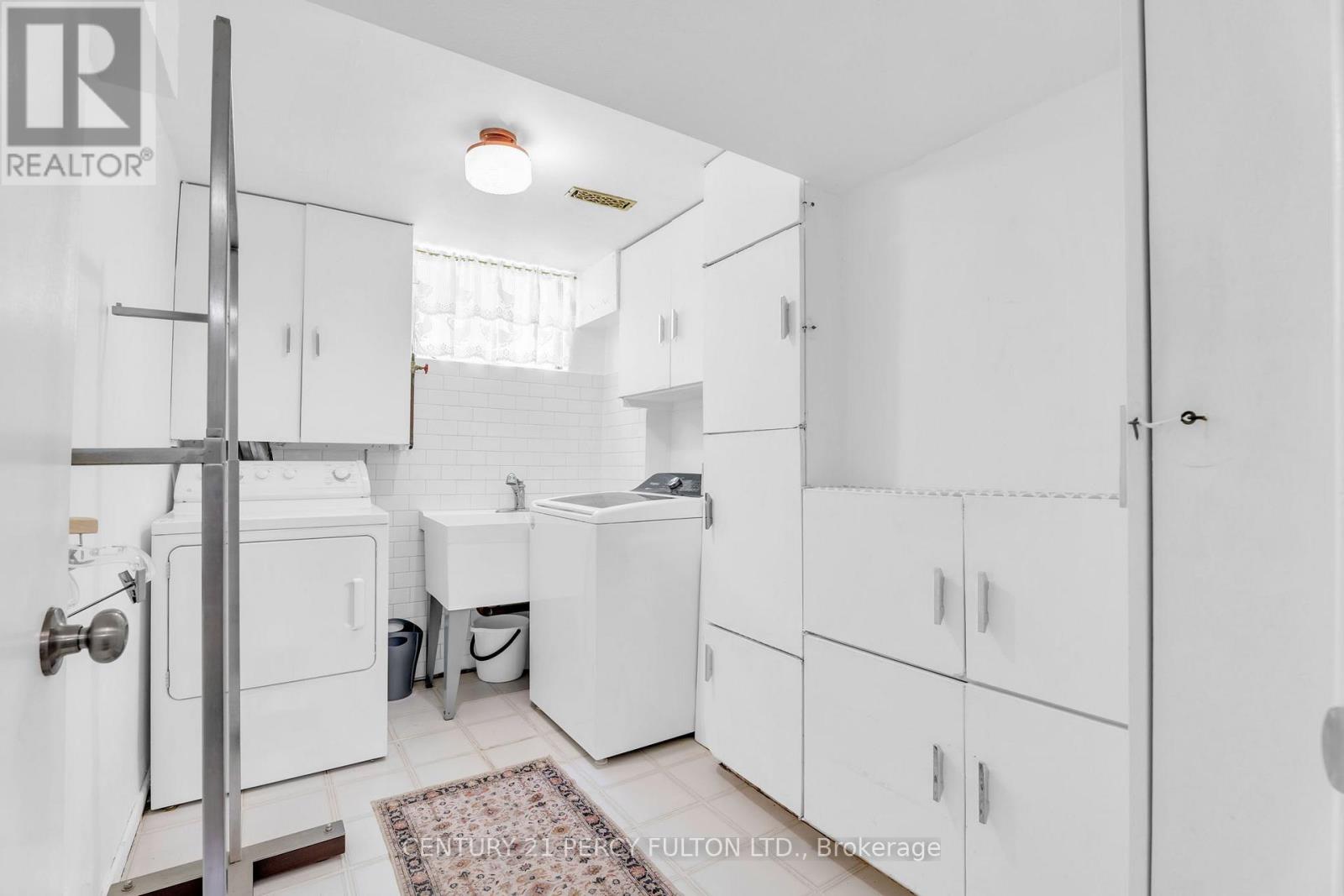 3500 SILVERPLAINS DRIVE - 34