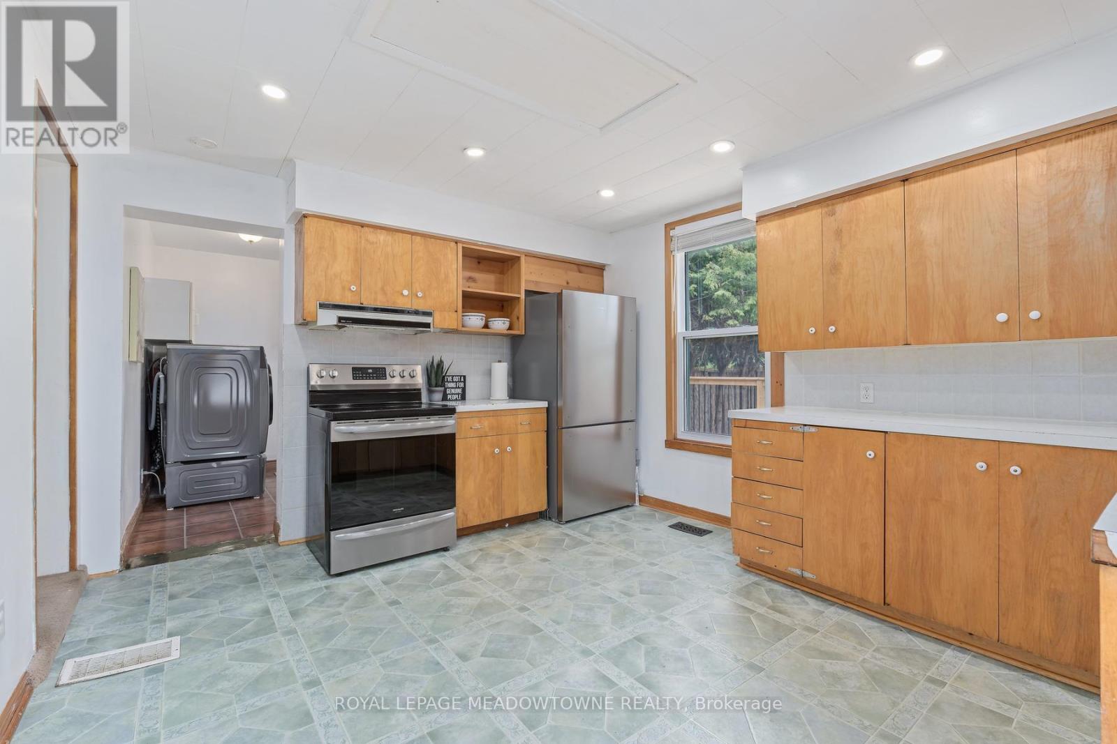 1442 MILL STREET - 11