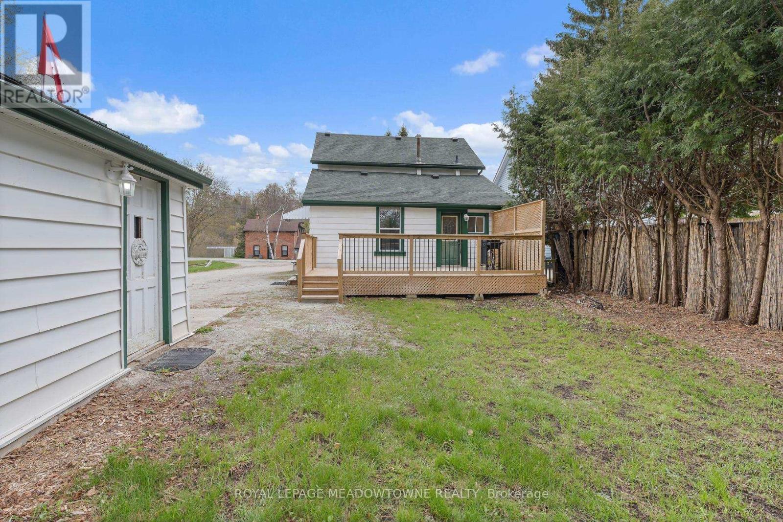 1442 MILL STREET - 34
