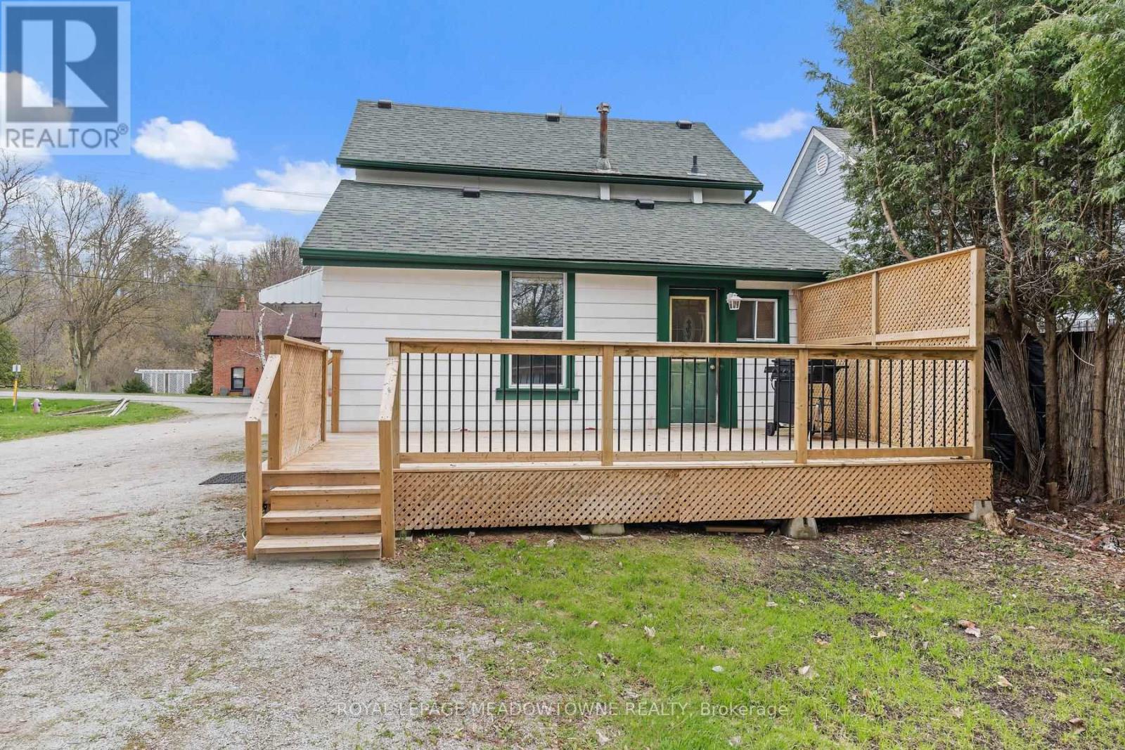 1442 MILL STREET - 35