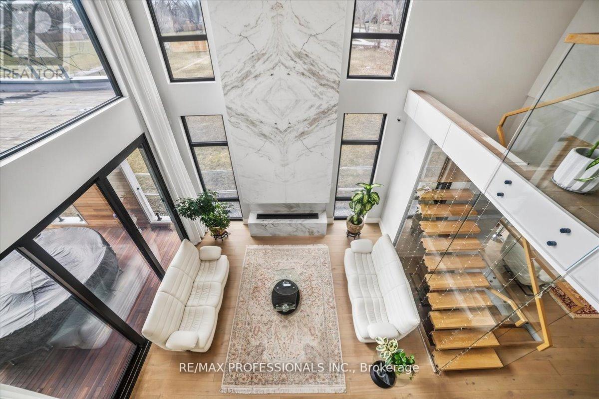 2206 UTLEY ROAD - 24