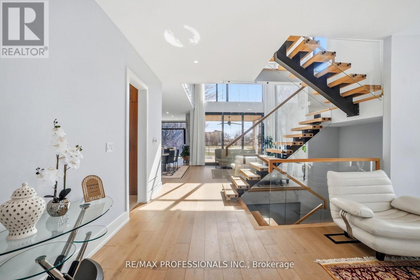 2206 UTLEY ROAD - 5